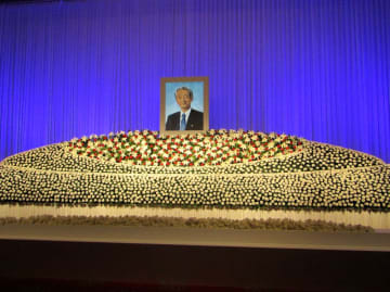 森永製菓元社長・松﨑昭雄氏お別れの会　「森永人十則」を制定し「inゼリー」の礎を築く　グリコ・森永事件では毅然とした姿勢