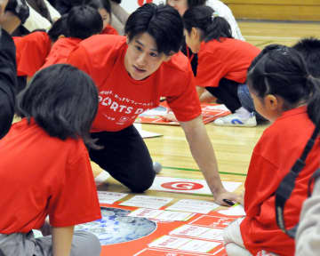 橋本大輝「屋外運動で節電を」　体操世界王者、環境対策で啓発