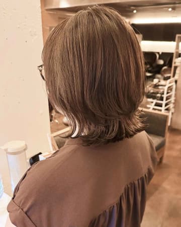 こういう“自然な若見え”求めてたーー！【40・50代】が参考にしたい♡「今っぽプチウルフ」