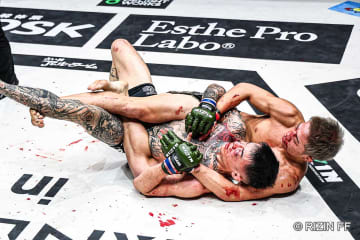 【RIZIN】萩原京平、秋元強真との“両者流血マッチ”で無念のTKO負け　朝倉未来戦ならず「こんなに頑張ってるのにって……」