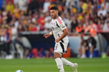 未所属の元イングランド代表MF、古巣アーセナルでトレーニング中…国内クラブ加入が目標か