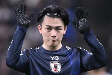 ｢透明感やばい可愛すぎ｣｢どこのプリンセスかと｣日本代表FW上田綺世の美人モデル妻、結婚式お呼ばれドレスアップコーデが沸騰