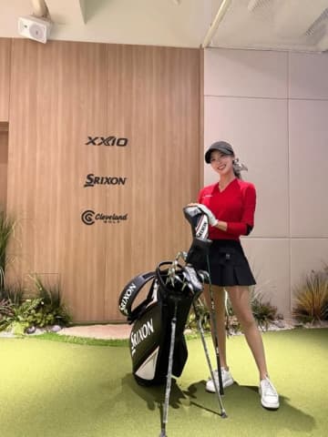 ミス・コリア出身女子ゴルファー、“美レッグライン”際立つミニスカ姿にファン釘付け！「眩しいぐらいに綺麗」【PHOTO】