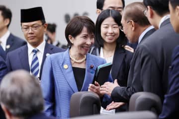 陽キャな高市早苗首相は〝コミュ力お化け〟　距離感に疑問の声あがるも海外では全然ＯＫ