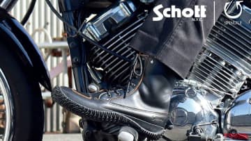 「蛇腹ソールキタ！」「バイクに合いすぎだろ」スピングル×ショットコラボのライディングブーツ爆誕!