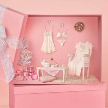 【リサマリ】2025年クリスマスコフレ登場♡心ときめく限定ランジェリーギフト