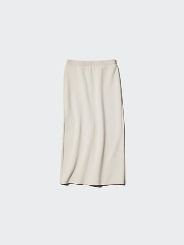 シルエット抜群で褒められる♡オンオフ着回せる！ユニクロのキレイめスカート＆パンツ