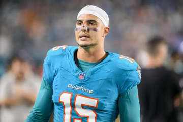 ドルフィンズがLBフィリップスをイーグルスにトレード、2026年ドラフト3巡目指名権を獲得