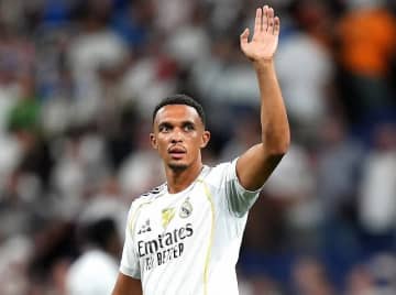 ６歳からリバプール在籍→今夏マドリー移籍のスターが早速アンフィールド帰還！ 心境は？ 話をした元同僚３人は？ 新天地同僚への感謝も「彼は素晴らしい」