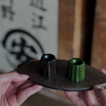 “見た目はカヌレ、中身は羊羹”お茶時間を彩る小さな贅沢「羊羹カヌレ」