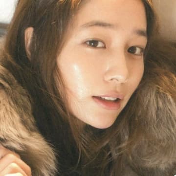 イ・ミンジョン、娘のサプライズ公開後は本人の過去の写真…「昨日でも信じるよ」