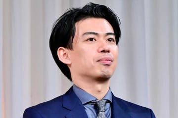 カベポスター浜田、R-1では“全女装”宣言　エントリー名問題の弊害にも言及「しれっと…」