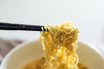 即席麺市場、コスパ・簡便性で再評価が進み、市場は安定成長を維持