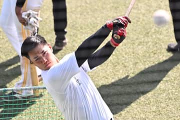 【ソフトバンク】育成の大砲候補・漁府輝羽　鍛えたのは理髪店店主の言葉「今日も当てたろ」