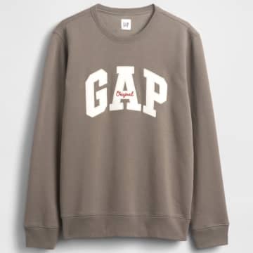 Gapのブラックフライデーがパワーアップ！ 最大50％OFF＆ギフトカード総額1000万円分の抽選を実施