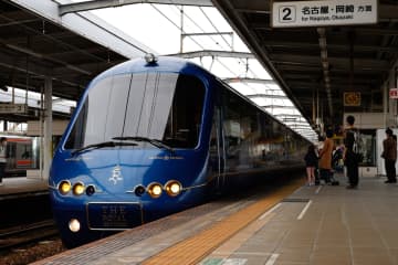 THE ROYAL EXPRESSの東海道・富士クルーズに乗ってきた。車窓を愛でながらご当地の絶品料理をいただく至福の旅