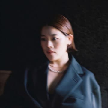 ドモホルンリンクルCM「東洋は美しい」に出演する女性とBGMを歌っているのは?