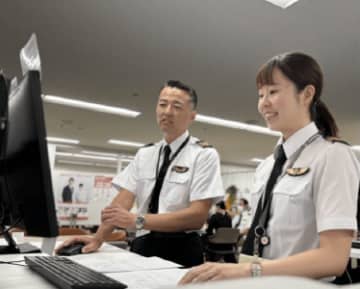 自社養成パイロット業務体験のエントリー開始　JAL×J-AIR
