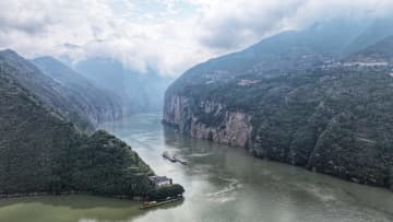 「詩の都」奉節県の風景が観光客を魅了　中国重慶市