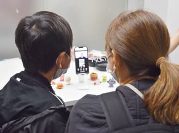 好評を集める“小児科オンライン診療”、試行的に開始　休日夜間の診療体制、市が強化を図る　看護師が呼吸音などを計測、遠隔地にいる小児科医が診療　娘と息子がインフル、母「普通の診察と同じようだった」