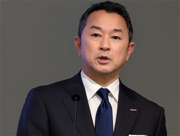 ドコモ前田社長、通信品質対策で「基地局3倍」を宣言