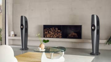 KEF、大阪ハイエンドオーディオショウに「BLADE」や、新モデル「Coda W」出展。11月7～9日