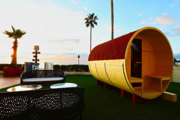 冬こそ海辺でデトックス！サヤン・テラスの【1日1組限定】サウナor岩盤浴付き「ご褒美ととのい旅」＆記念日プラン販売開始！