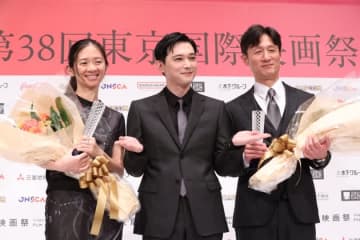 李相日監督『国宝』ヒットの要因は「不安に覆われた世の中で、美しいものを求めていたのかも」　黒澤明賞に吉沢亮さんもサプライズ登場