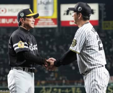 王者たちの再出発【白球つれづれ】