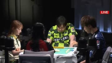 もう後戻りはできない！防御力ゼロの殴り合い 麻雀ファンの誰もが興奮する4人全員リーチ「マジかよ」「4軒きたー！」／麻雀・Mリーグ