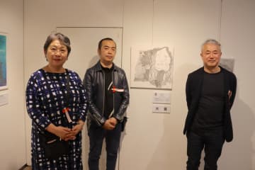 横浜・赤レンガ倉庫で独創的な“ともいきアート”を展示する「第2回かながわともいきアート展」11月9日まで開催