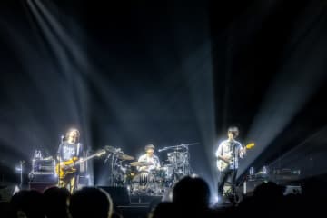 UNISON SQUARE GARDEN、新曲がアニメ『うるわしの宵の月』OP＆EDに　作品ファンの田淵智也が詞曲を担当