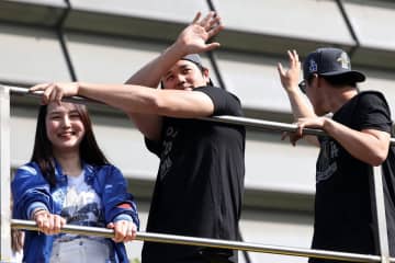 ドジャース・大谷翔平と真美子夫人に世界が注目「公然と愛情表現」ついにブラジルにも〝上陸〟