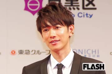 佐藤健 “金髪ツンツンスタイル”イメチェンに「涙が出そう」ファン釘付け…アーティスト路線で進む“ワイルド化”