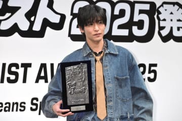 Ｓｎｏｗ　Ｍａｎ目黒蓮　ベストジーニスト２年連続受賞「１年３５０日ぐらいジーンズ」