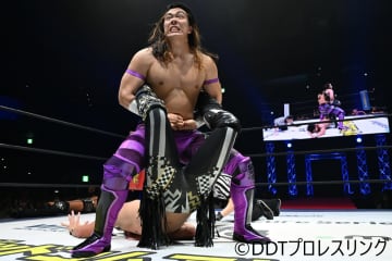 IWGP王者としてDDT凱旋のTAKESHITAが武知海青とのタッグで樋口和貞＆正田壮史に激勝！「すごく意味のある1試合だった」