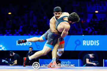 ＜レスリング＞【2025年世界選手権・レビュー（17）】男子グレコローマン82kg級／優勝選手・表彰式・闘いのあと