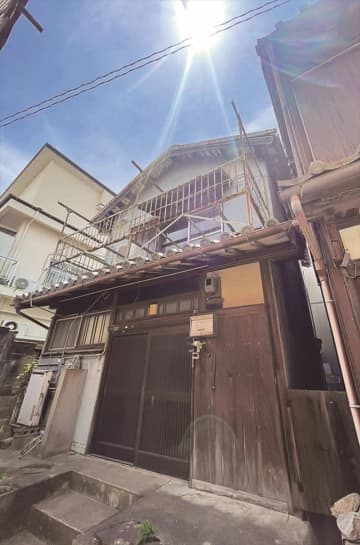 瀬戸内海国立公園内の成ヶ島周辺に立つ海近物件が50万円。海遊びの拠点としてもオススメのコンパクト住宅【兵庫県洲本市】