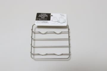 セリアの収納グッズが快適すぎるんよ…無印風なのに100円♡実家にまで買い足したミニラック