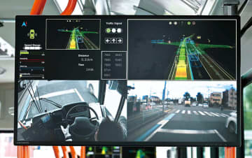 さいたまで自動運転バスの実証実験…交通量多い都市部では埼玉県内初　13日まで　試乗する市民の反応も反映　車道を走る自転車、強引に追い越す車…周囲の情報を判断、減速繰り返す場面も　運転手からの声は