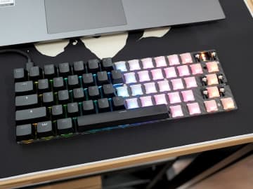 デュアルLED設計のラピトリキーボード自作基板「Arbiter Studio TENKO ARC 60 8K PCB Module Kit」