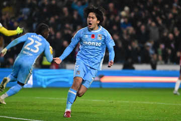 29歳日本人が3戦連発「非常に重要」　口火となる同点弾…現地で高評価「イキイキしていた」