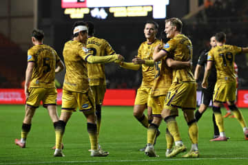 日本人→日本人で「押し込んだ」　英で見せた好連携…揃って現地高評価「素晴らしいお膳立て」