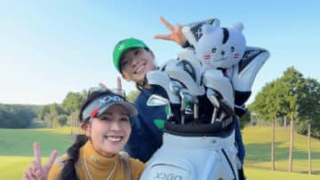 苦戦続く渋野日向子　「たまたま通りかかった」青木瀬令奈との“秋晴れスマイル”にファンほっこり