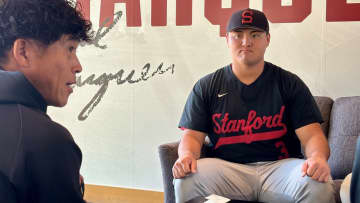 【ソフトバンク】佐々木麟太郎と対面した城島CBO　その感触や印象、今後の予定明かす　王会長サイン入りクジを渡し笑顔の一幕も