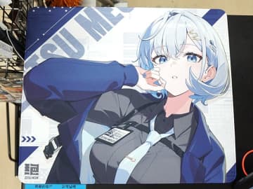 ZetsuMeowの布製ゲーミングマウスパッド「MEOW」が入荷、バランスタイプの滑り