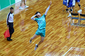 サンガイアが創立20周年記念特別企画としてオークションを実施！