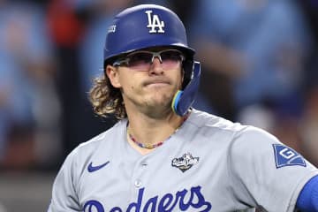 「絶対に再契約すべきだ」ドジャースFA“キケ残留”をLA記者が熱望「数字だけでは語りきれない」
