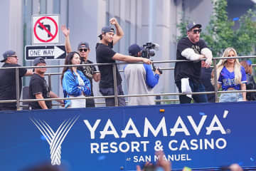 大谷翔平らとともに「結構目立ってる」　まさかの日本企業が“参加”…世界一パレードに注目