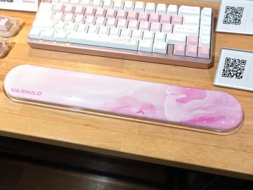 クリアジェル素材採用のキーボードリストレストがVARMILOから